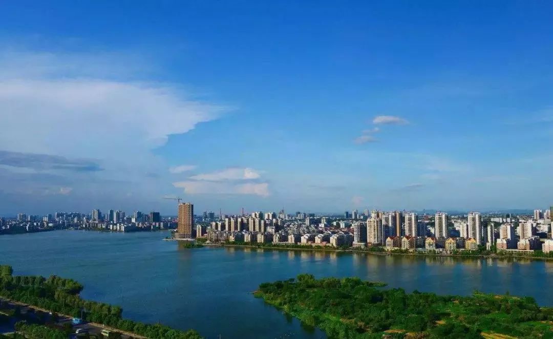 湖北自然美景探索之旅，追寻内心的平和与喜悦